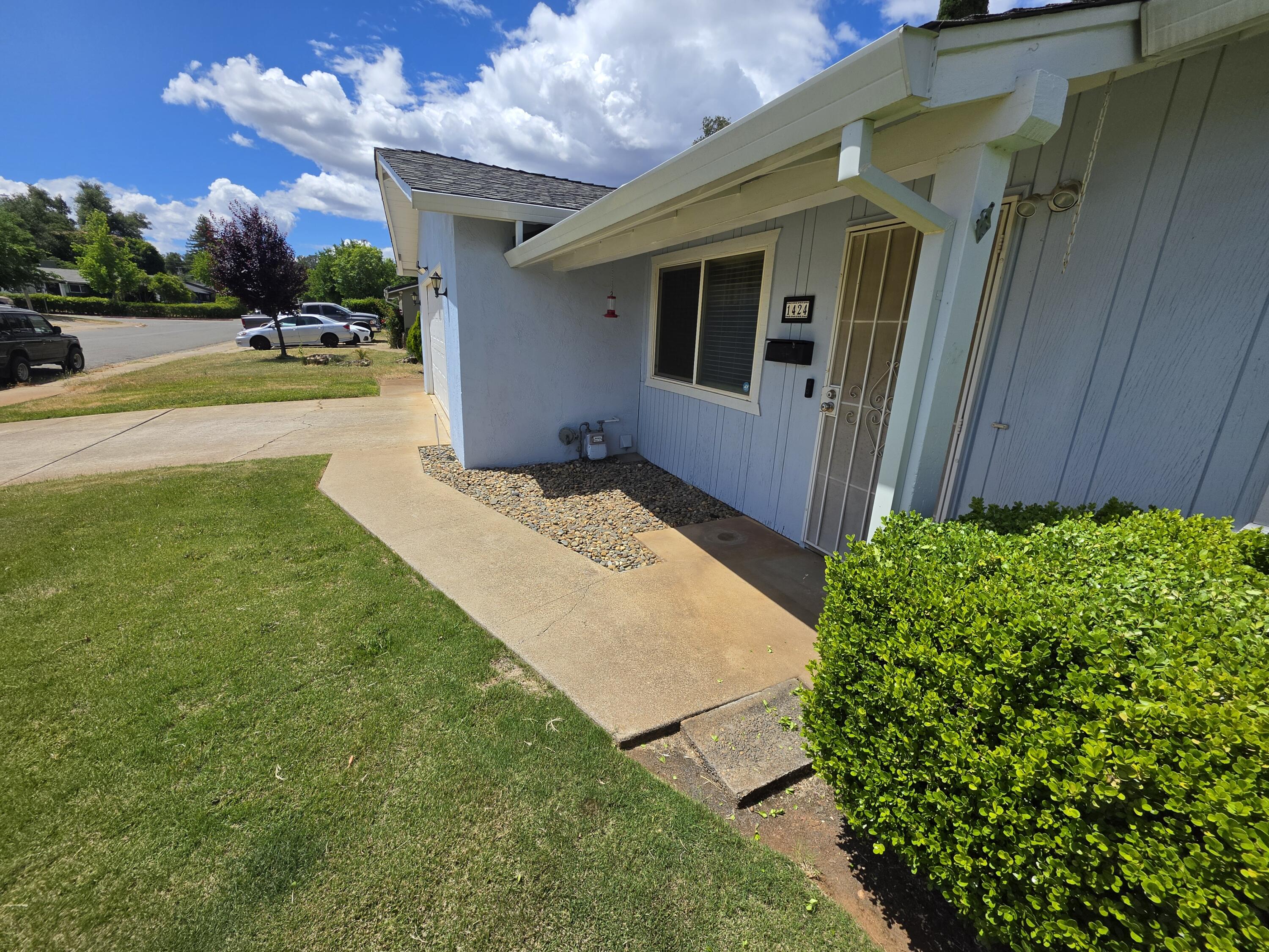 1424 Lodgepole Avenue