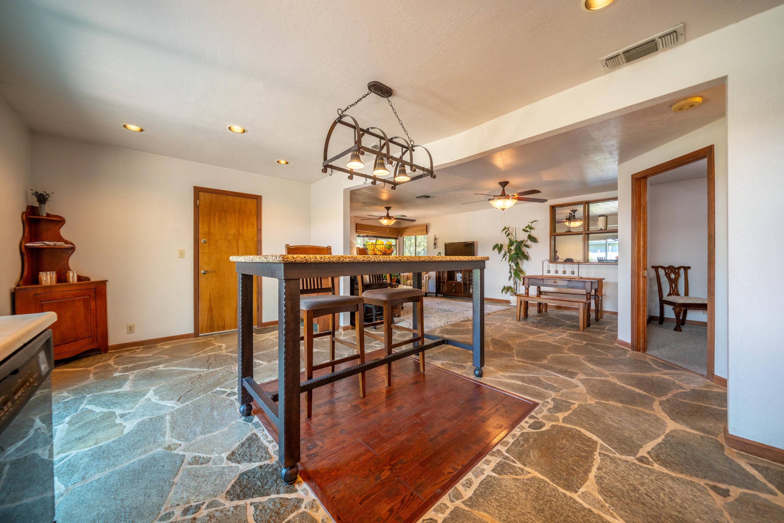 5133 Moon Shadow Court