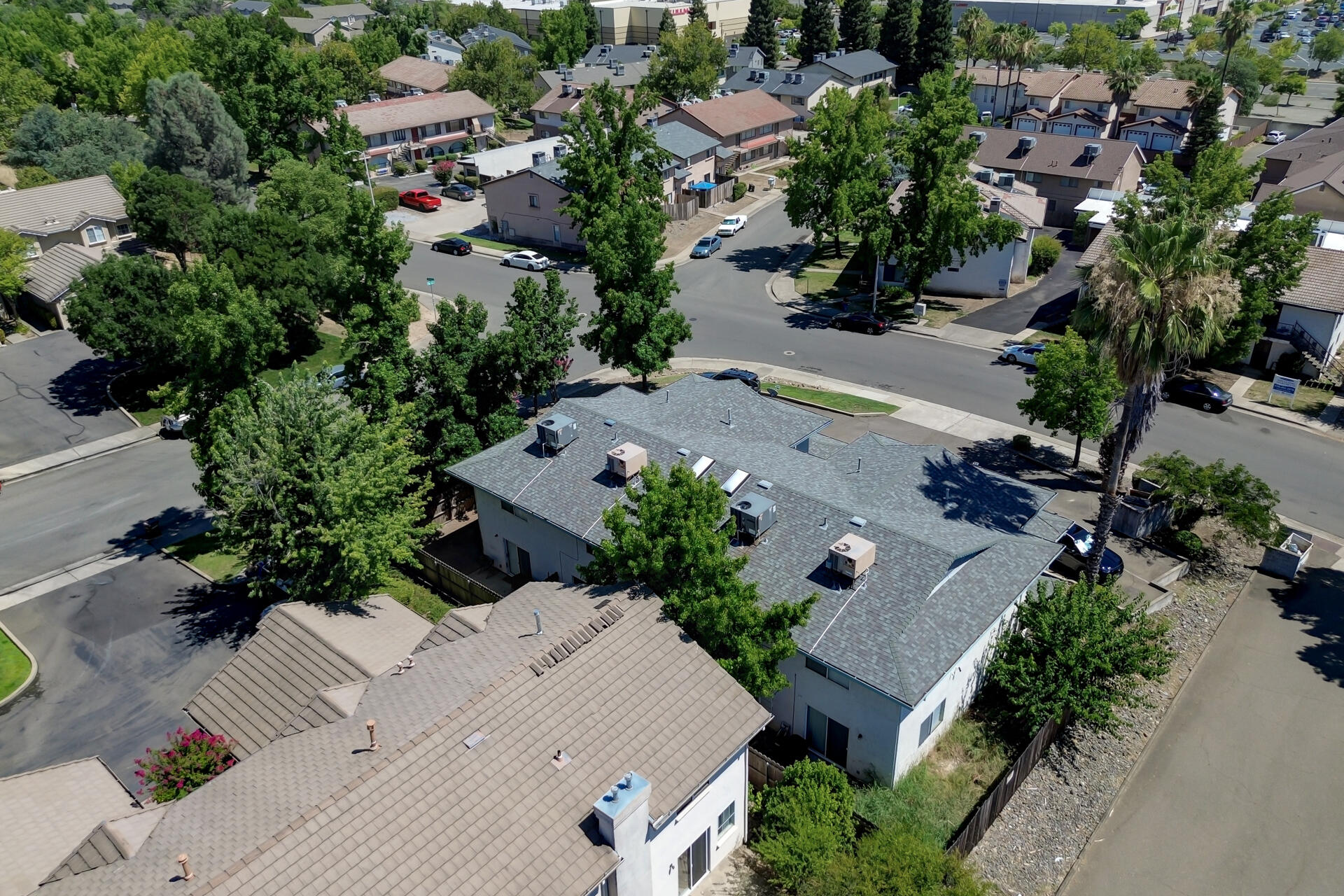 1196 Lancers Lane