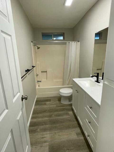 21 3rd Avenue