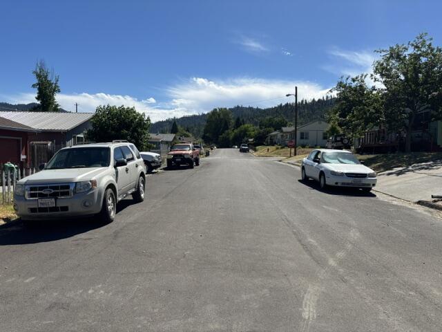 21 3rd Avenue