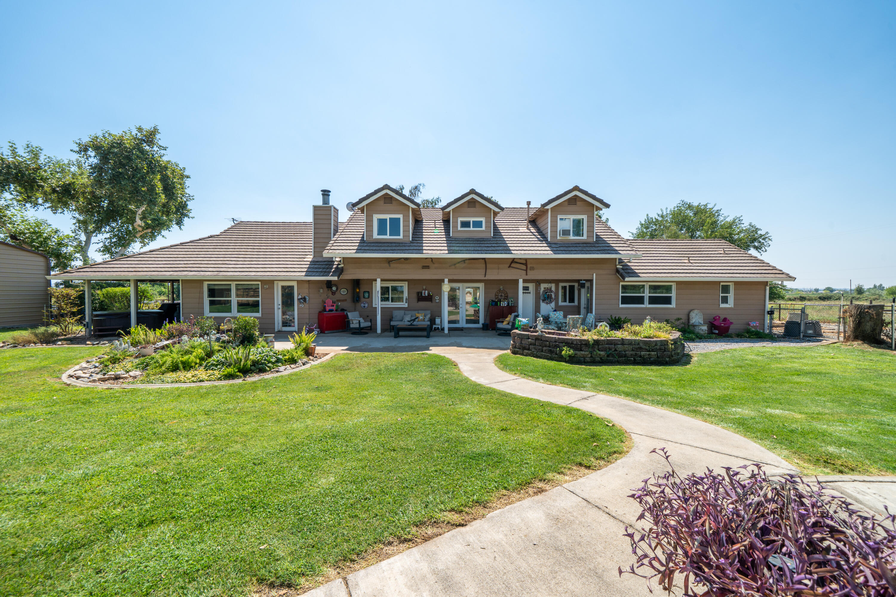 22058 Lone Tree Road