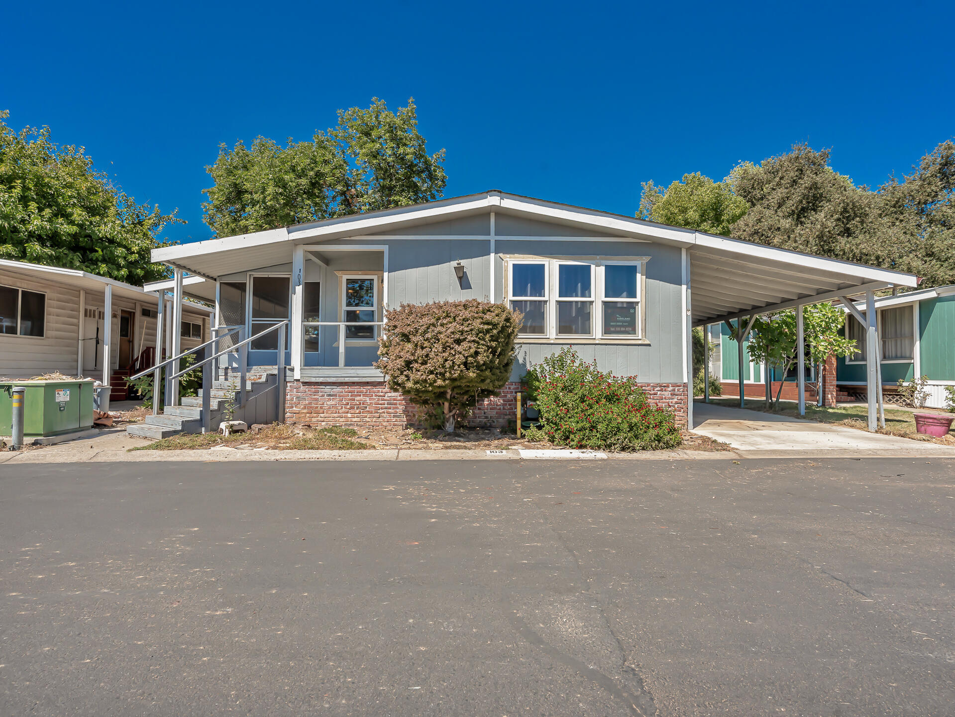 19964 Riverside Avenue, #103