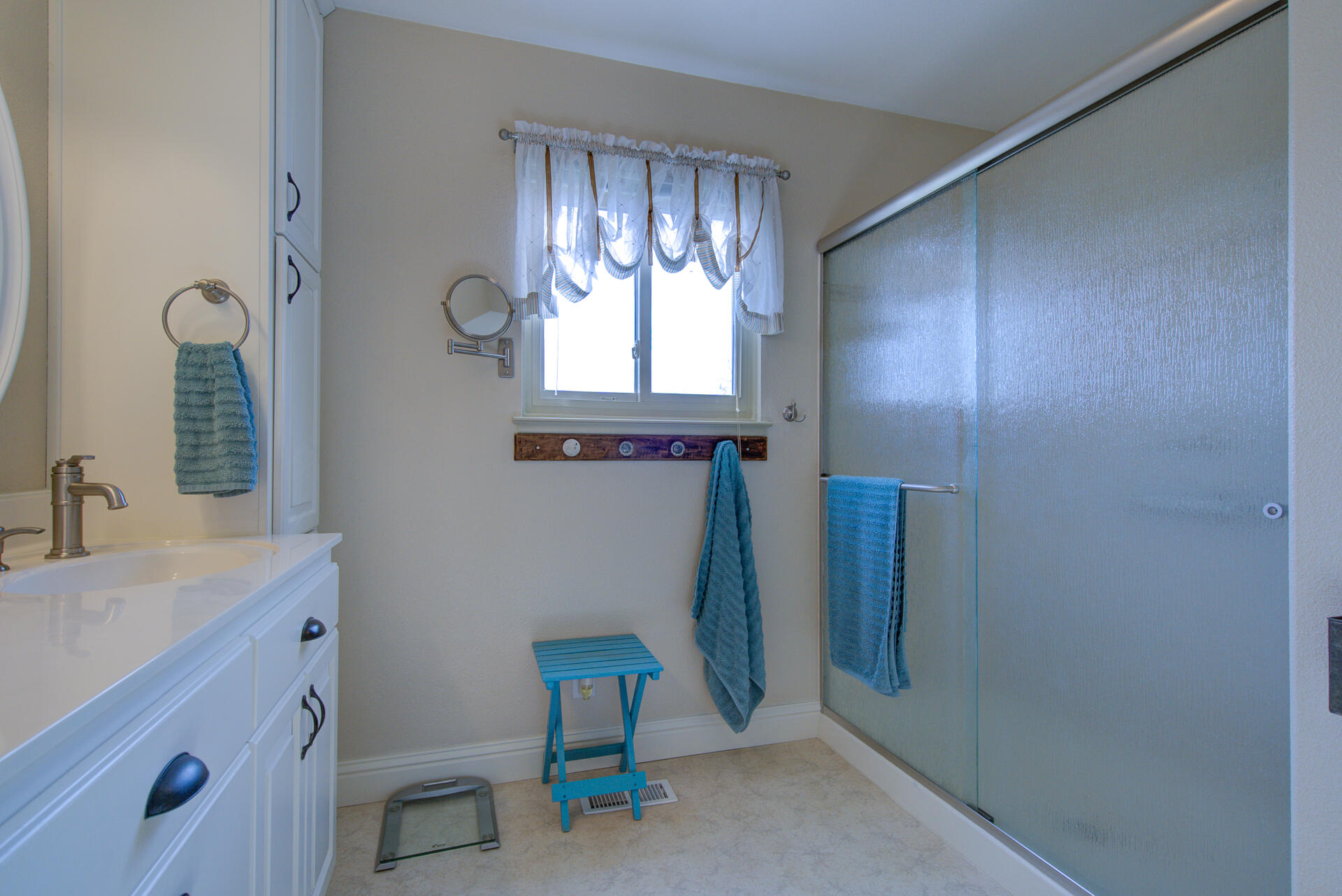 12249 Manzanoaks Drive