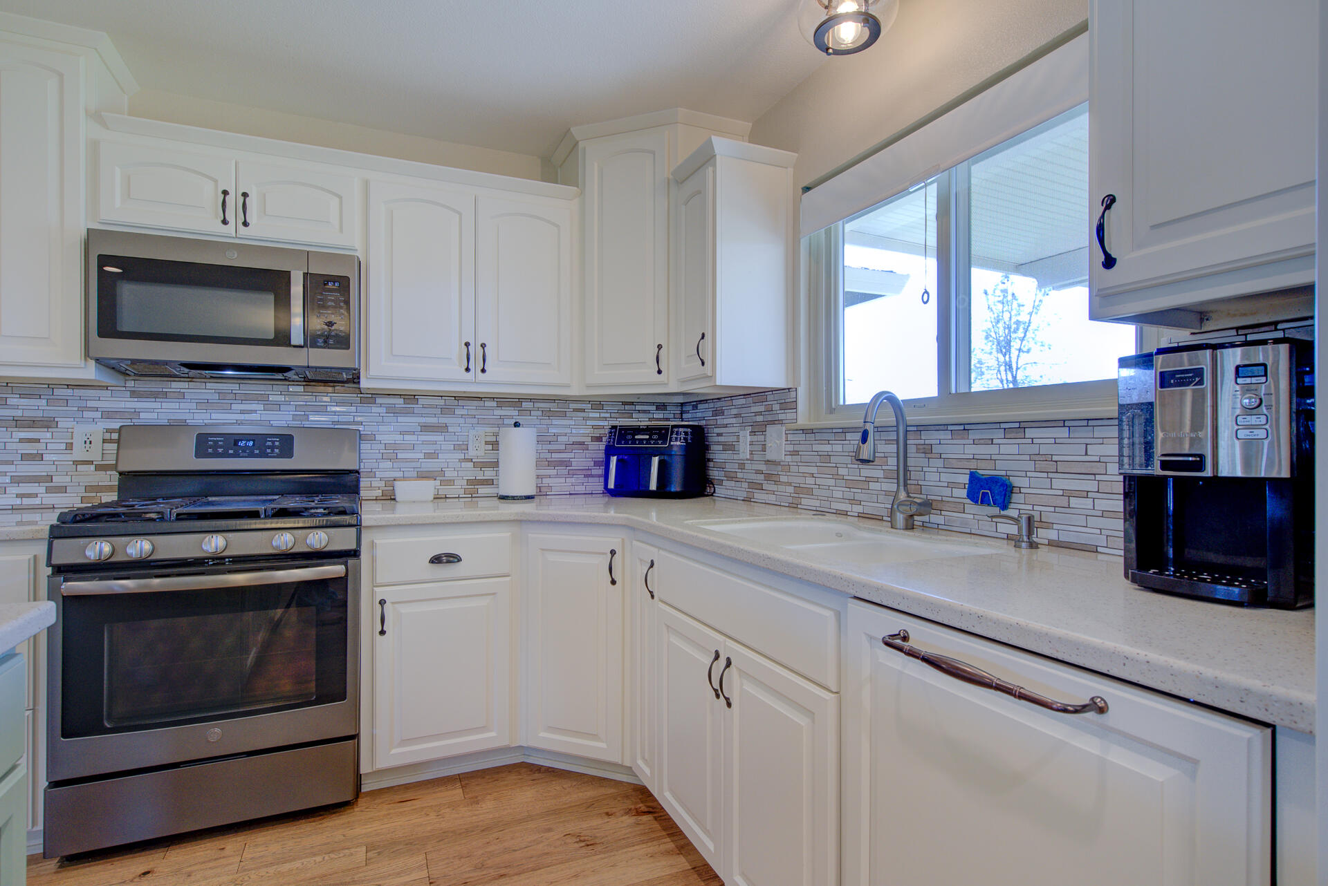 12249 Manzanoaks Drive