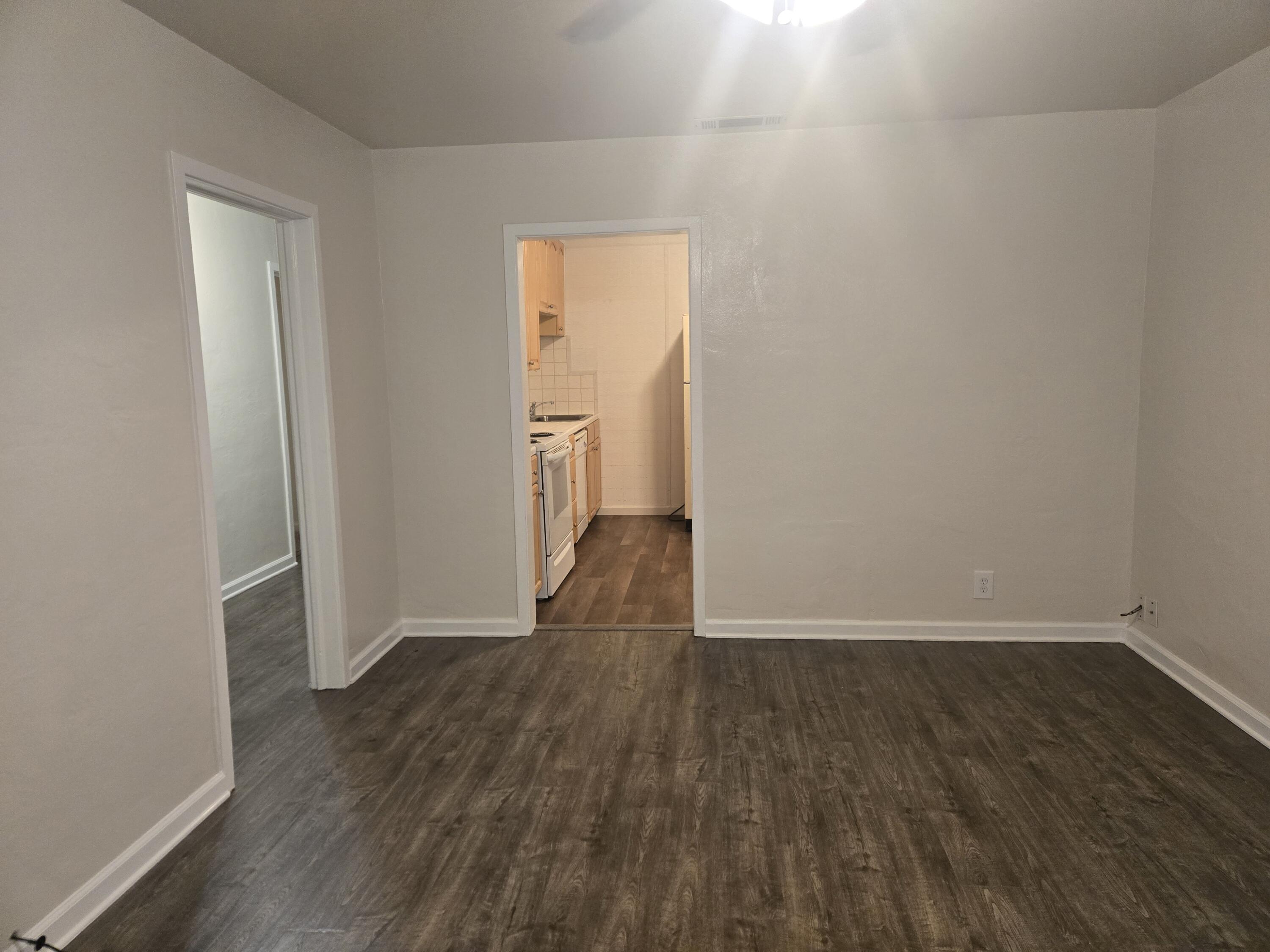 3008 Church Street, 3010