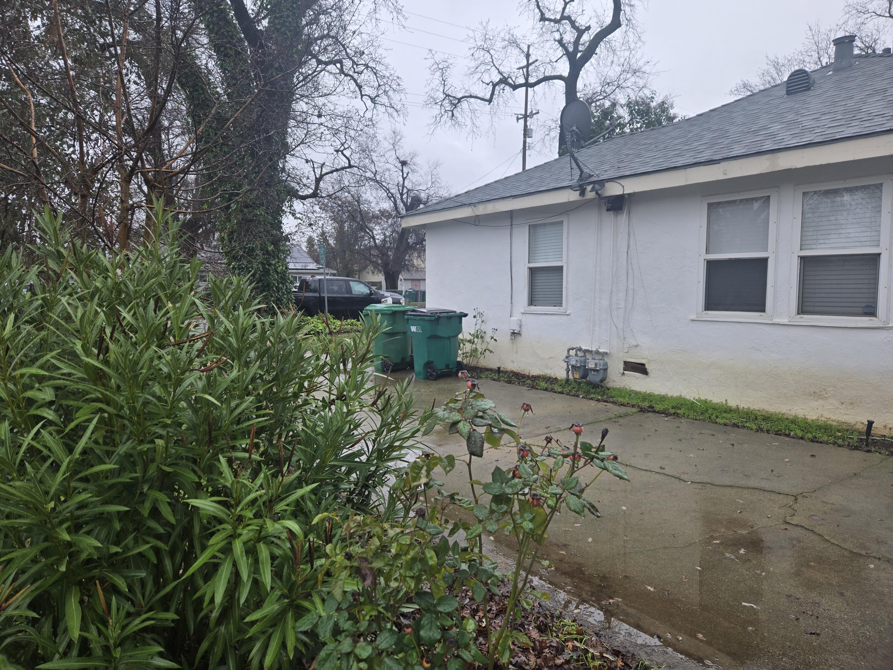 3008 Church Street, 3010