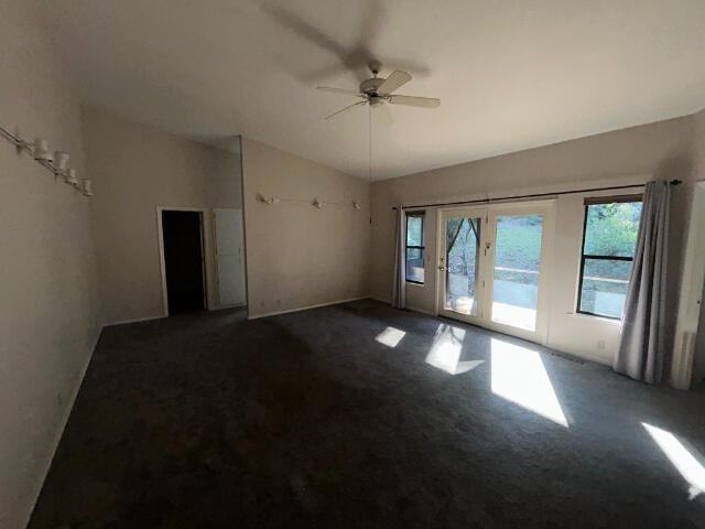 582 River Oaks Drive