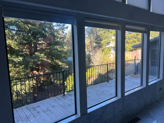 582 River Oaks Drive