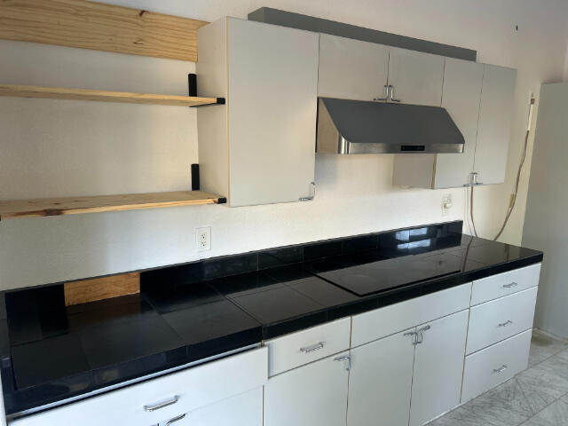 582 River Oaks Drive