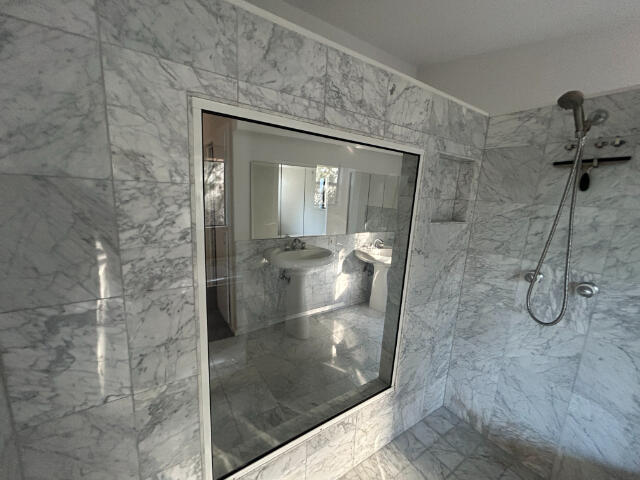 582 River Oaks Drive