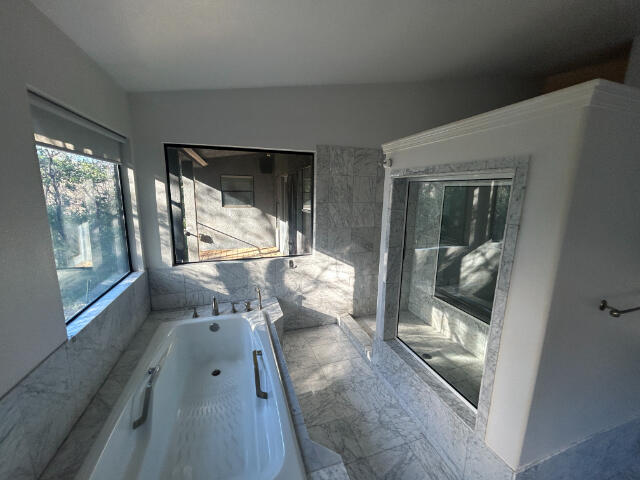 582 River Oaks Drive