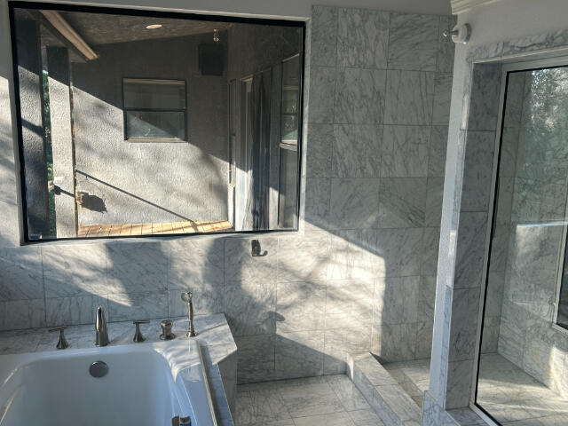 582 River Oaks Drive