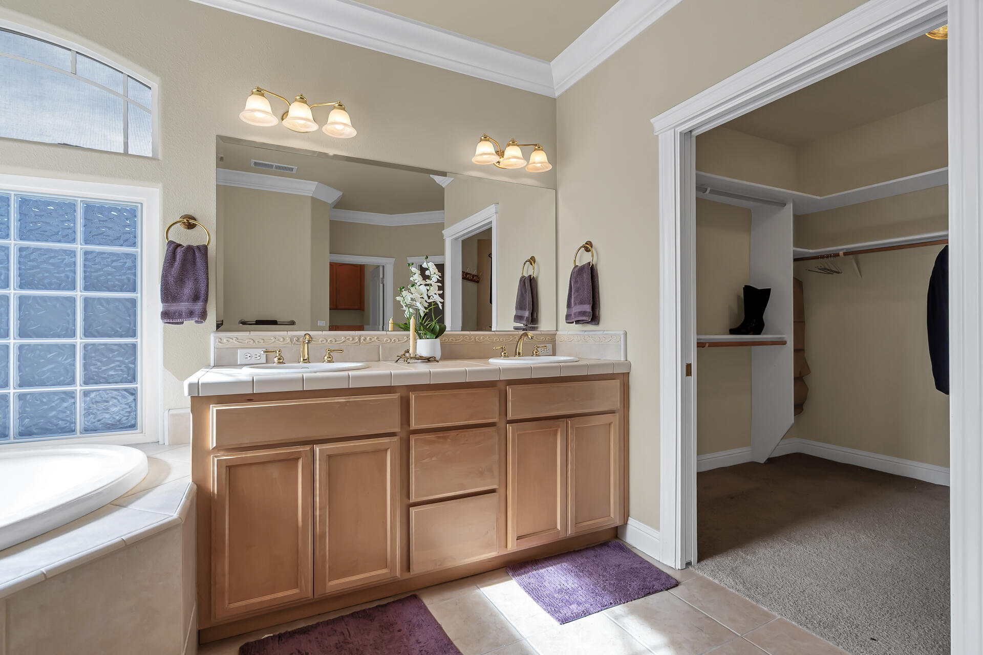 1546 Gold Hills Drive