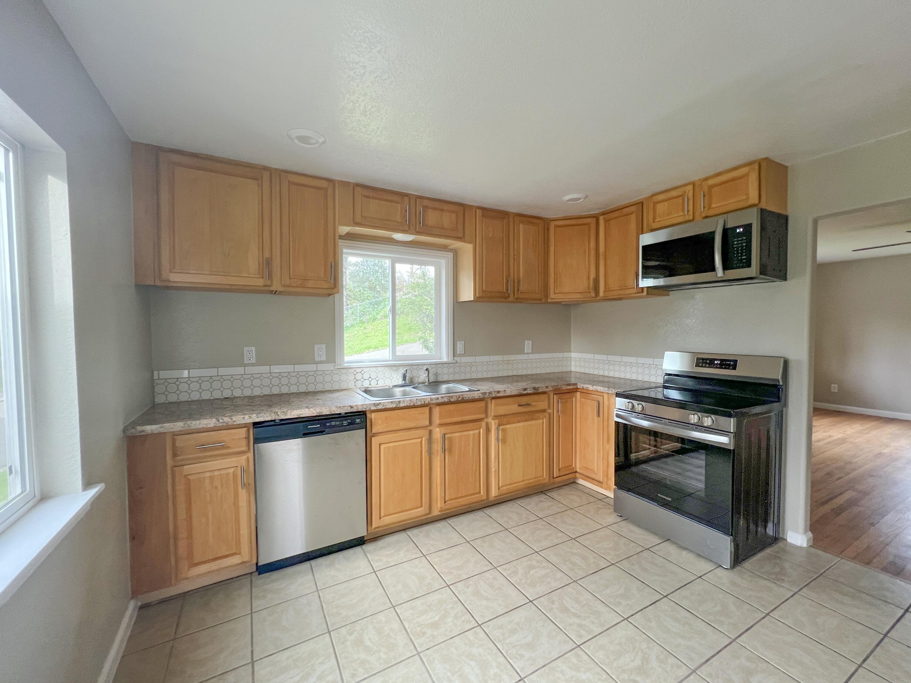 3914 Red Bluff Street