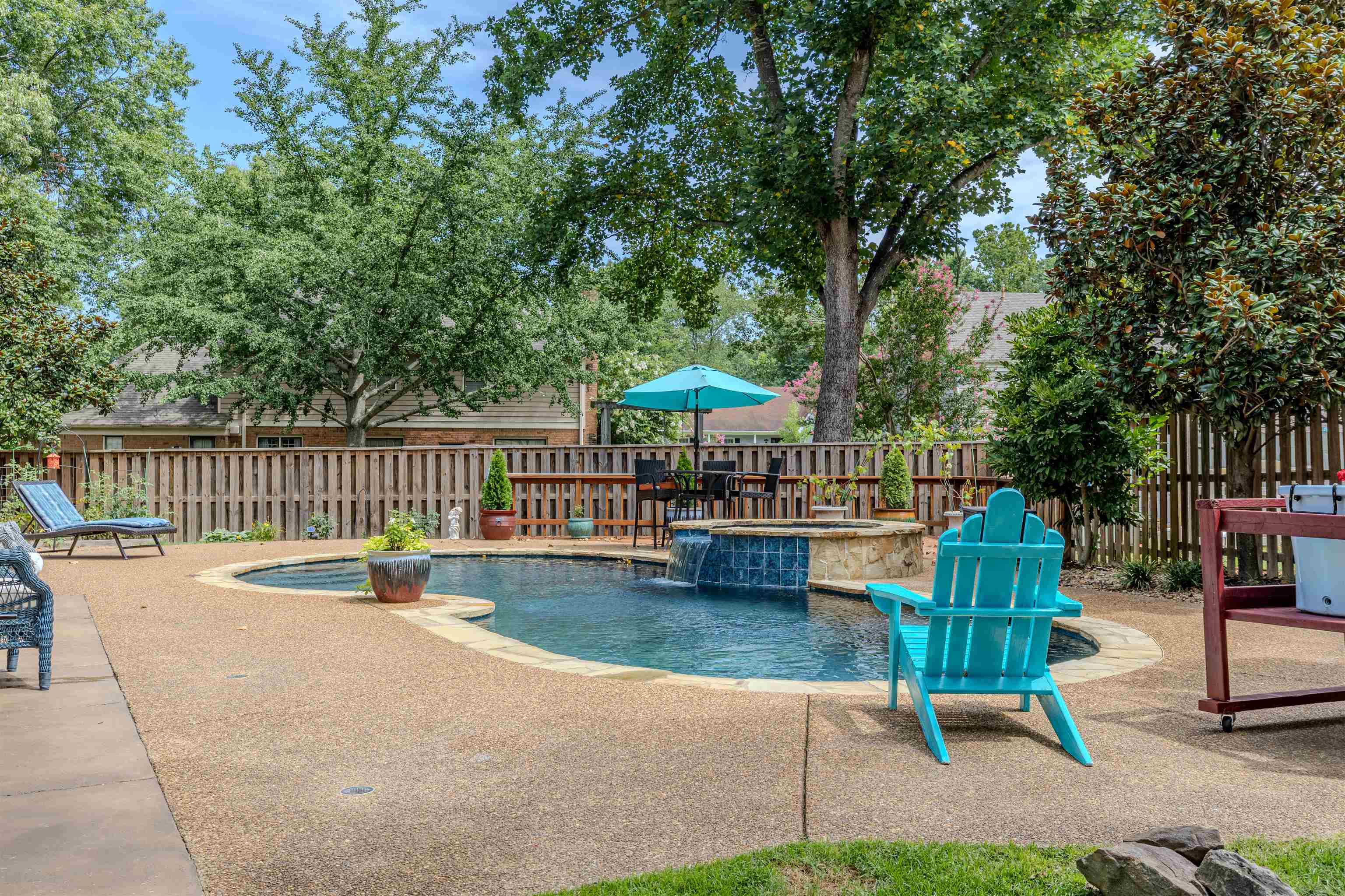 3052 LAURINBURG CIR