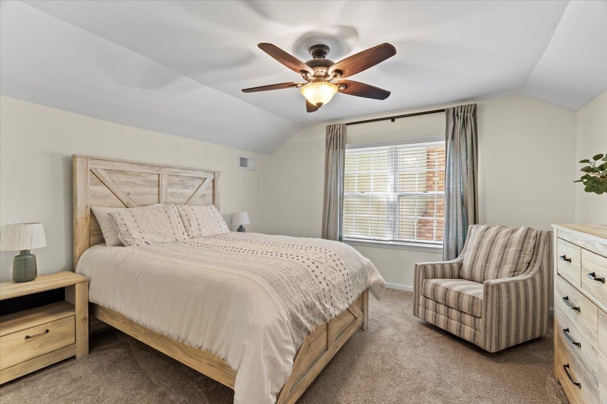 2445 CEDAR DALE DR