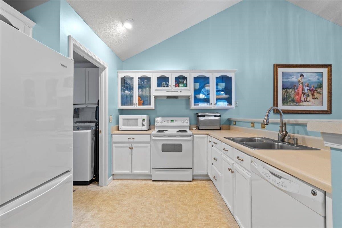 1801 APPLING OAKS CIR Unit: 83