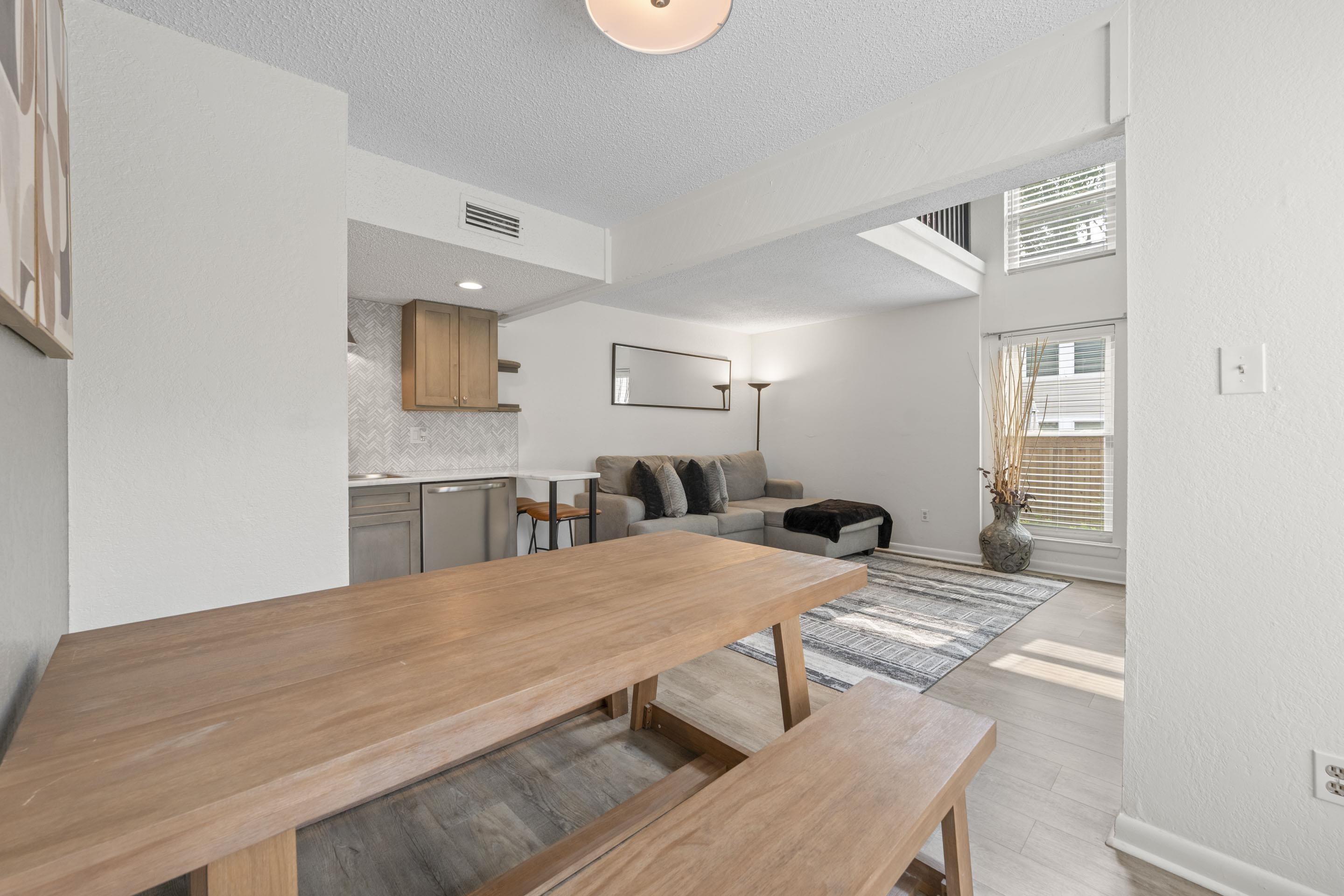 1708 PORT OAK PL Unit: 1708