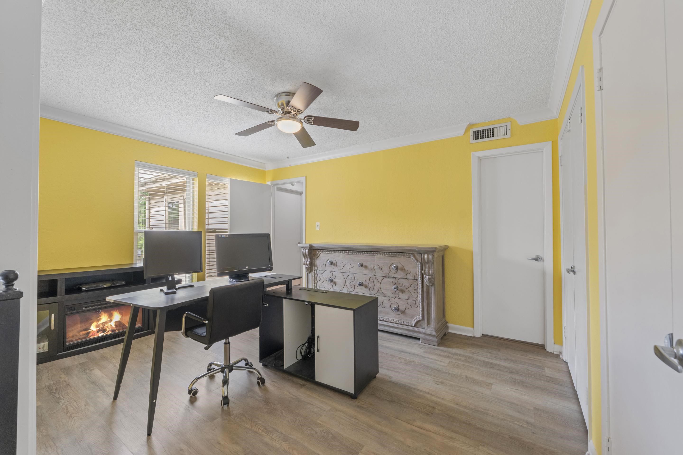 1708 PORT OAK PL Unit: 1708