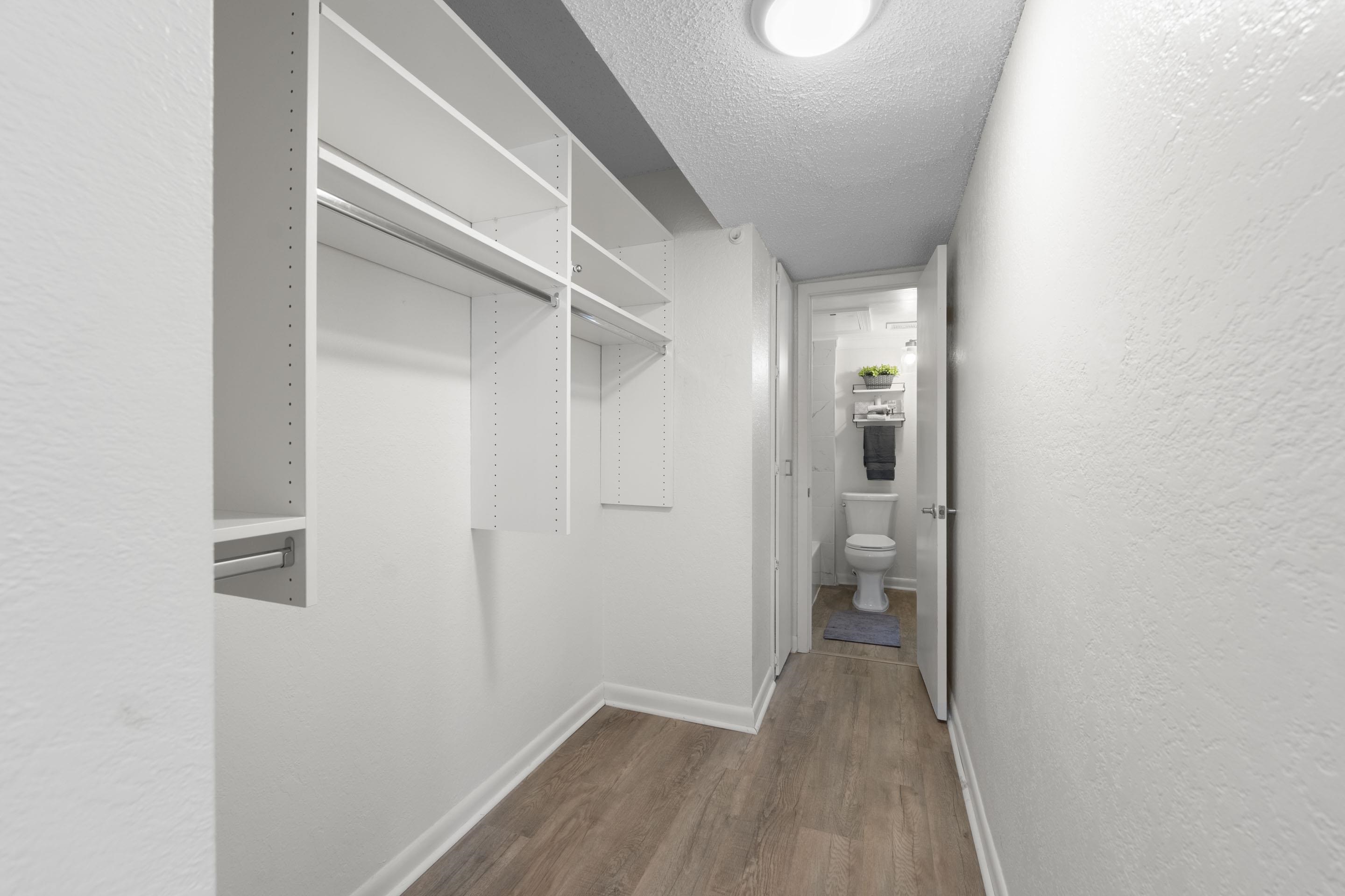 1708 PORT OAK PL Unit: 1708