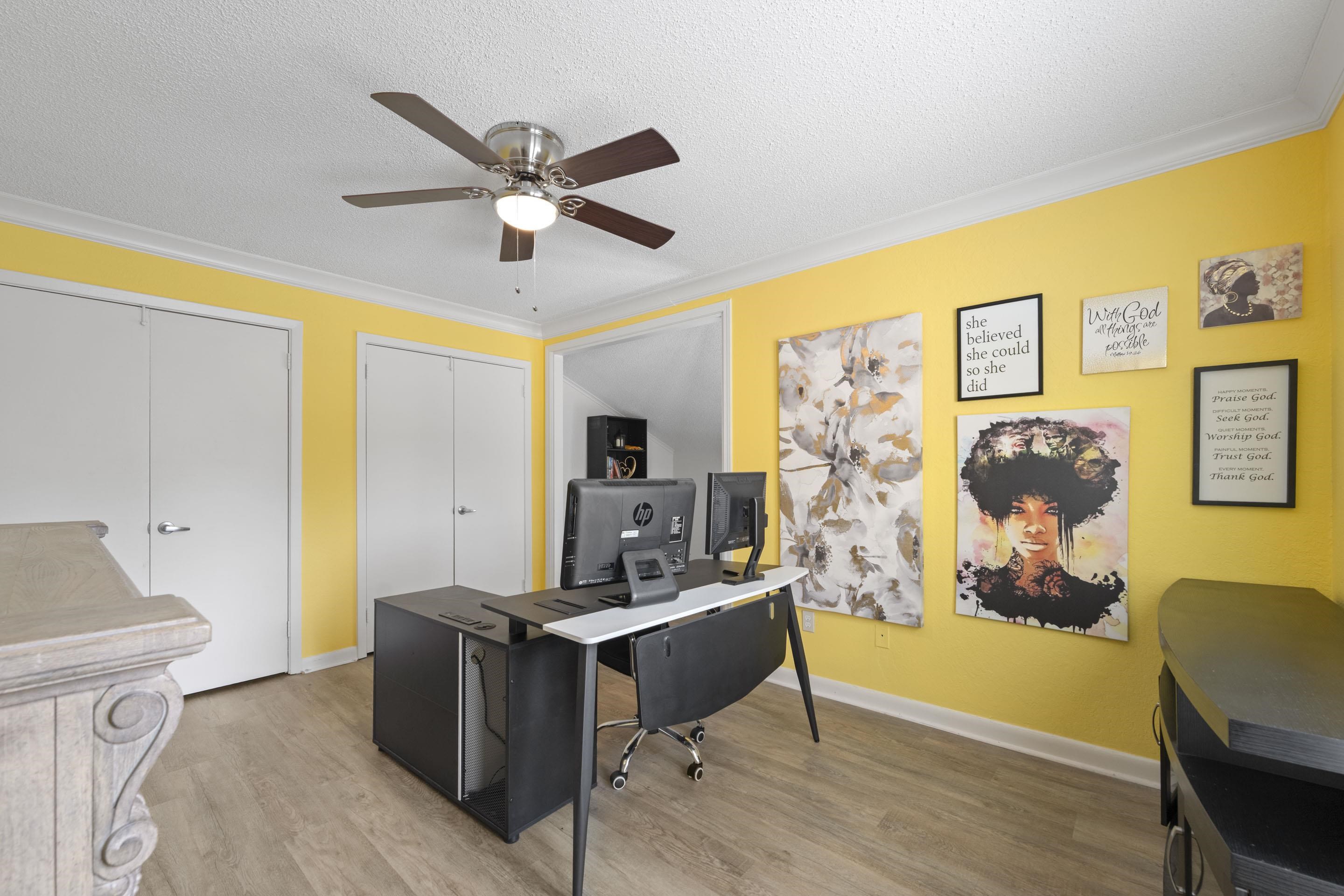 1708 PORT OAK PL Unit: 1708