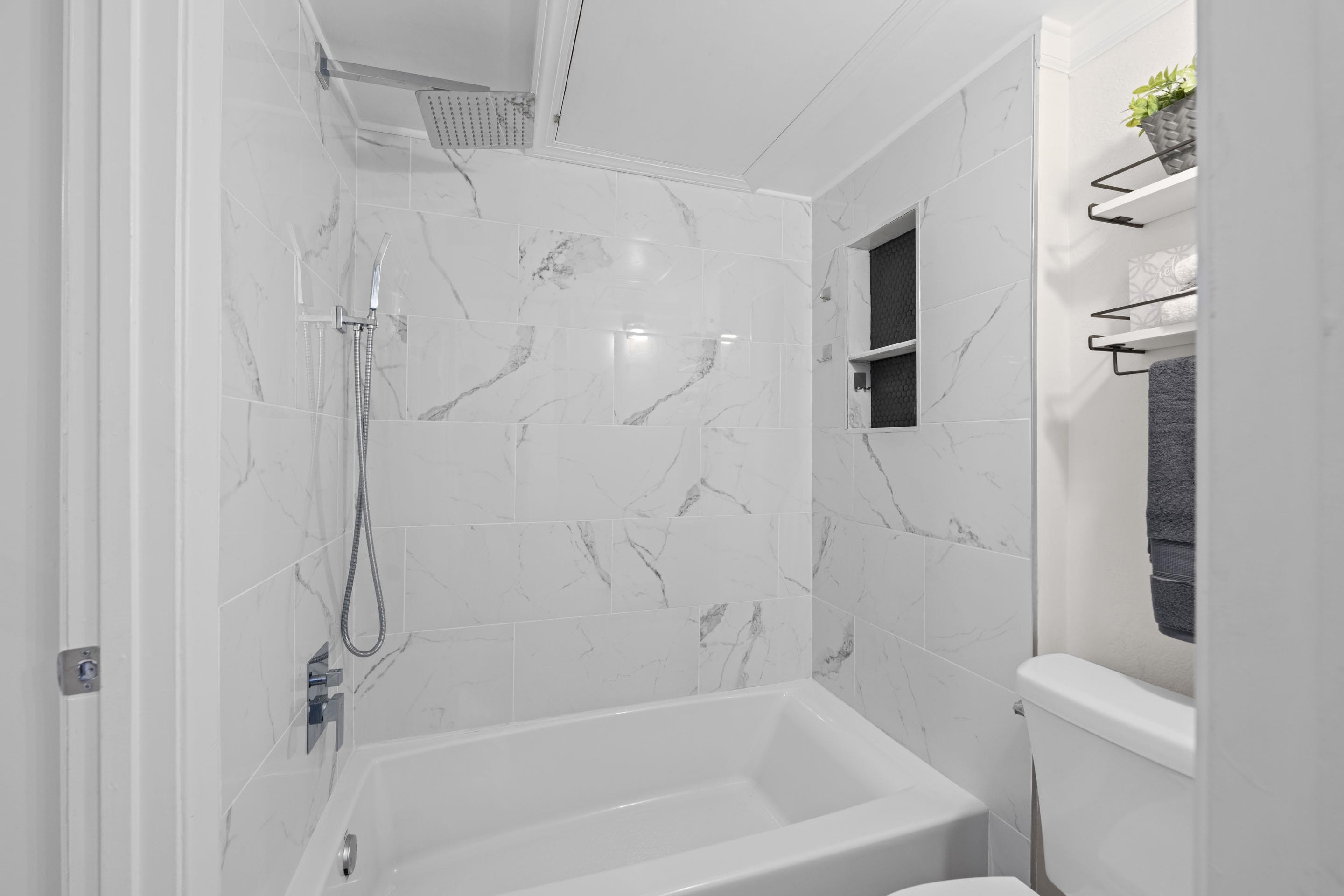 1708 PORT OAK PL Unit: 1708