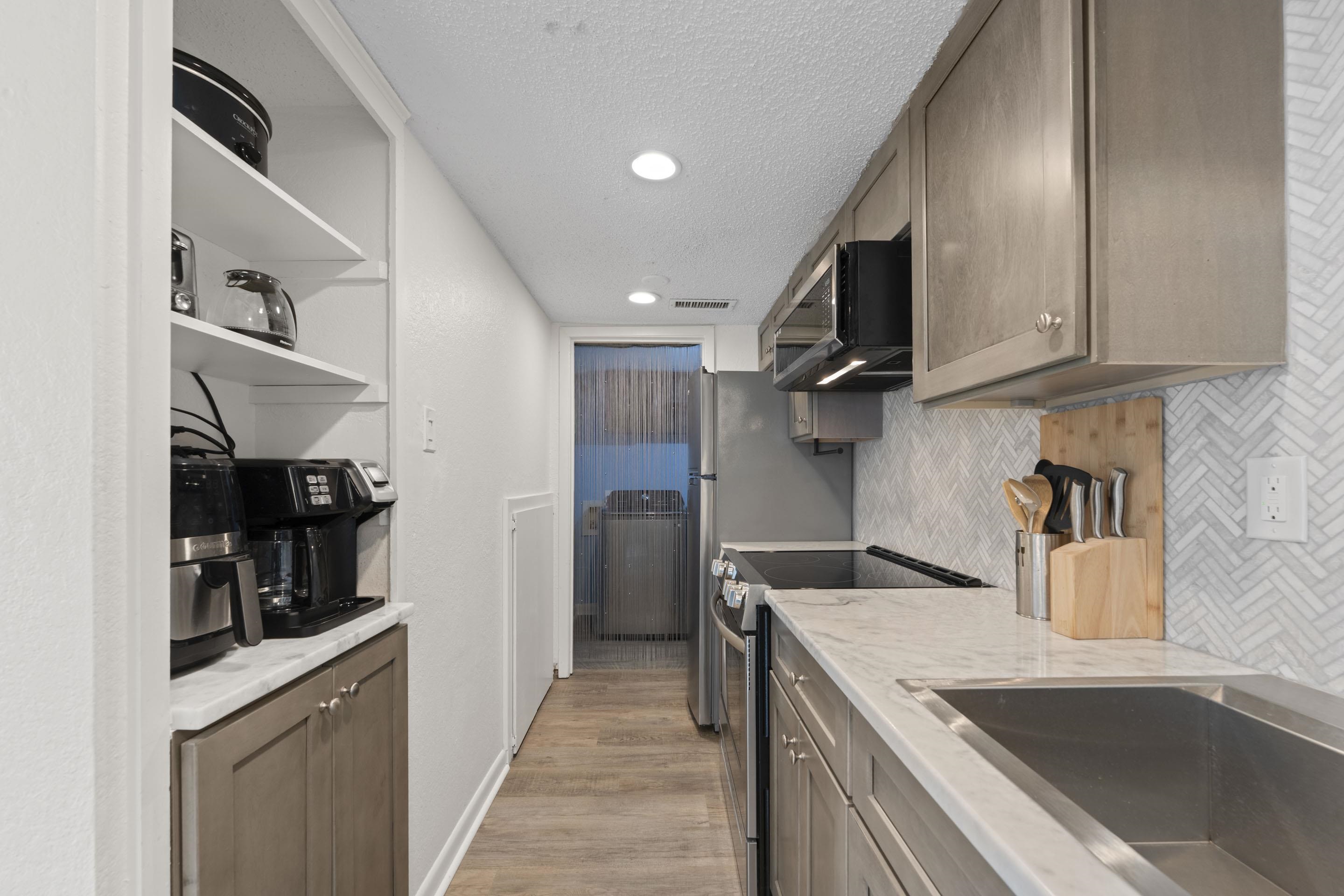 1708 PORT OAK PL Unit: 1708