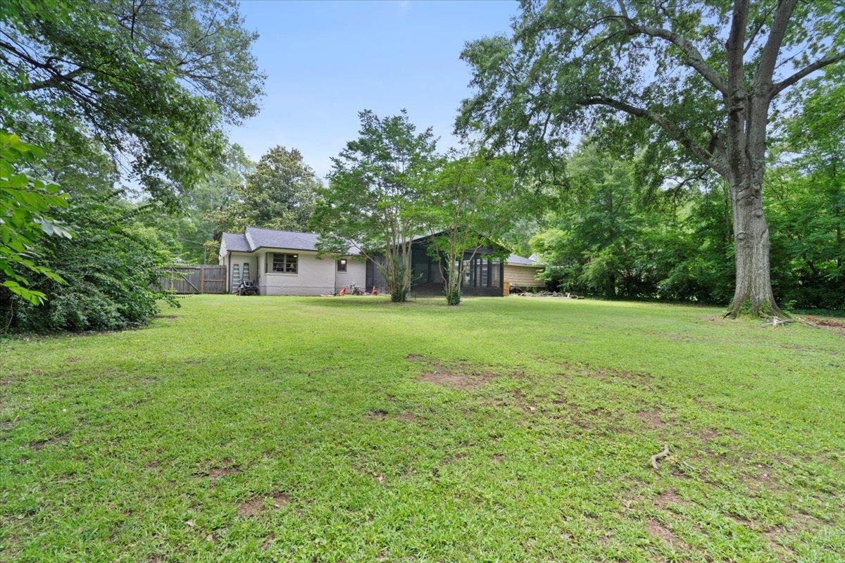 1155 E CRESTWOOD DR