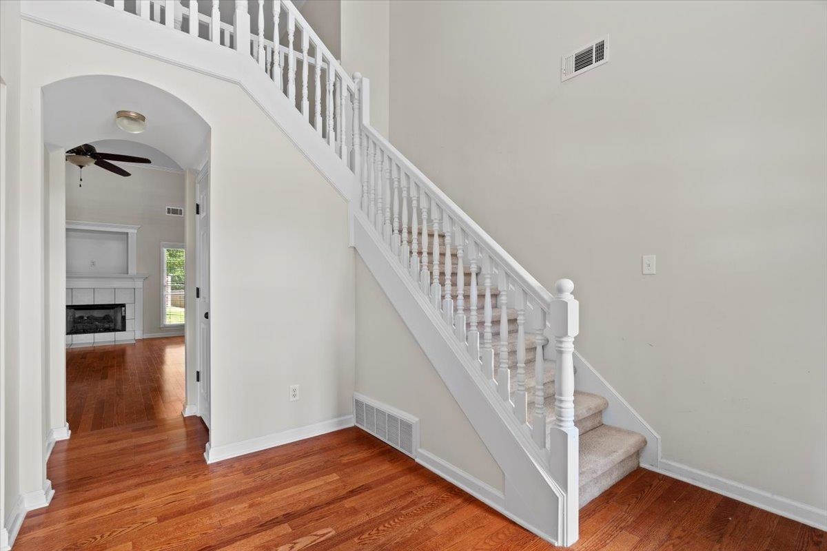 1728 TURTLE HILL DR