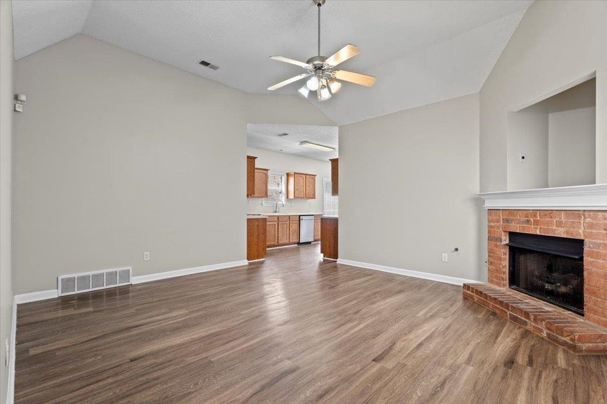 9122 E CINDERHILL CV