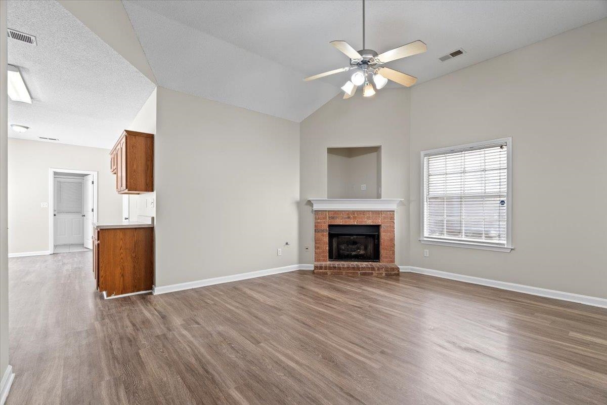 9122 E CINDERHILL CV