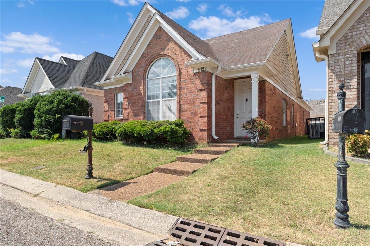 9122 E CINDERHILL CV