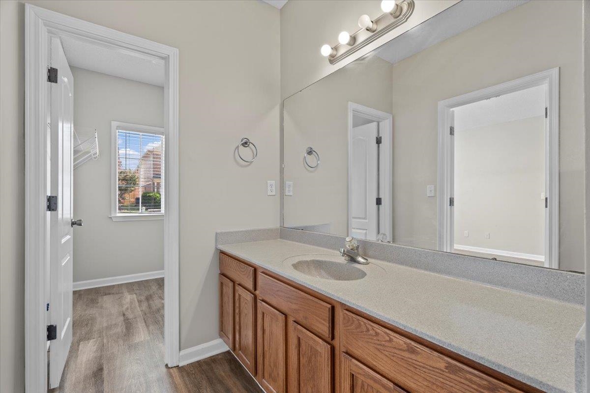 9122 E CINDERHILL CV