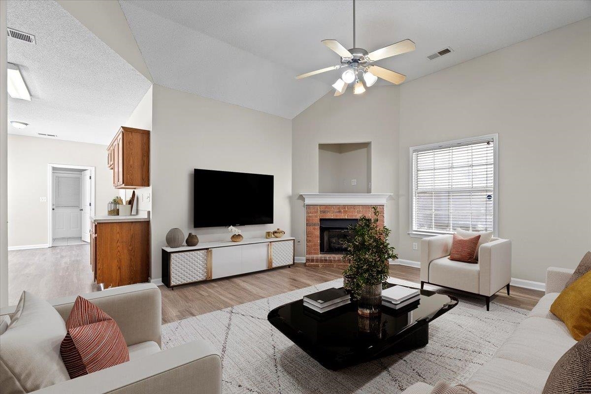 9122 E CINDERHILL CV