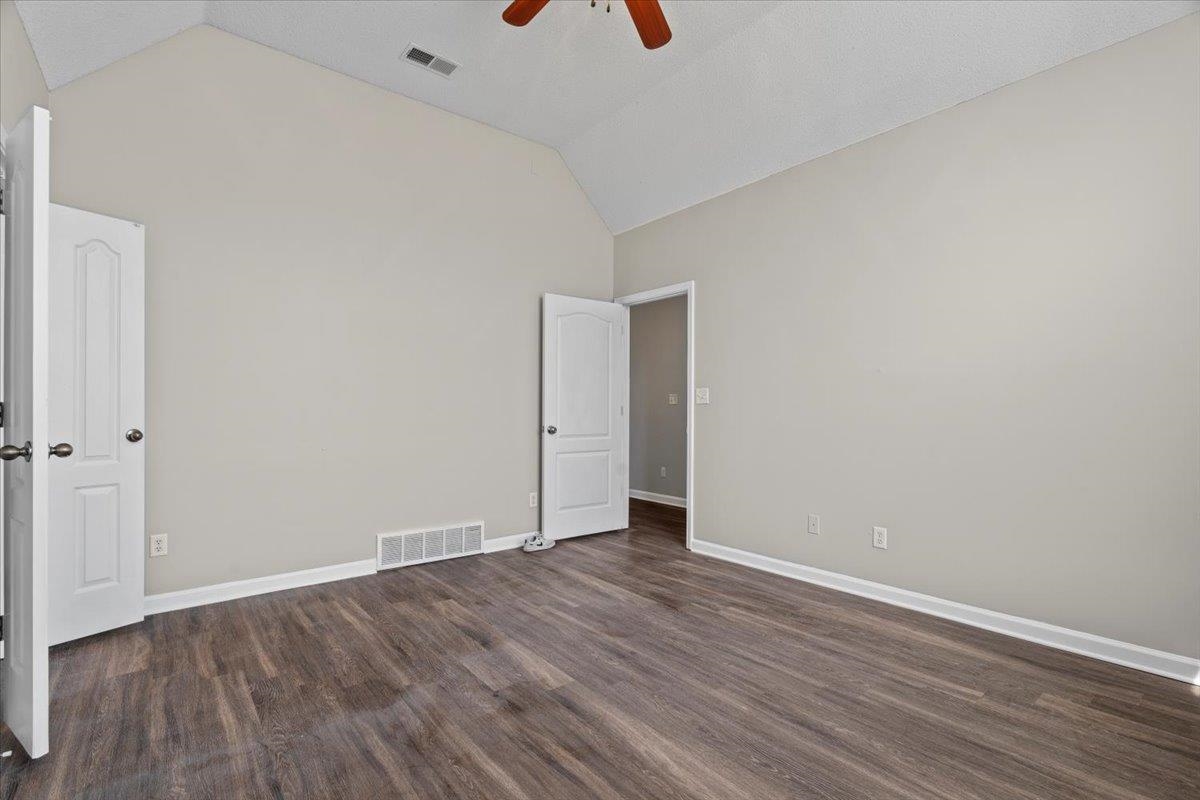 9122 E CINDERHILL CV