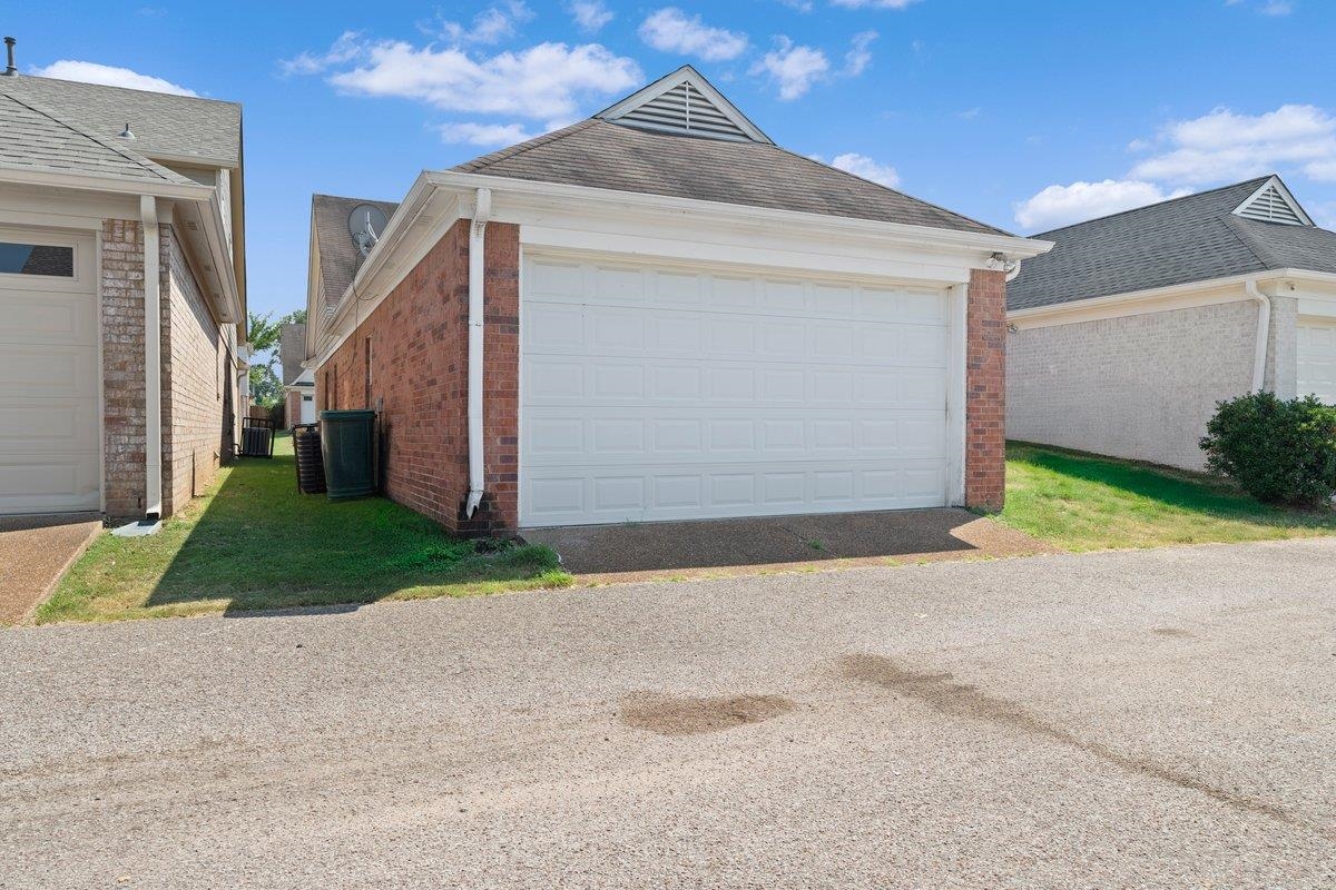 9122 E CINDERHILL CV