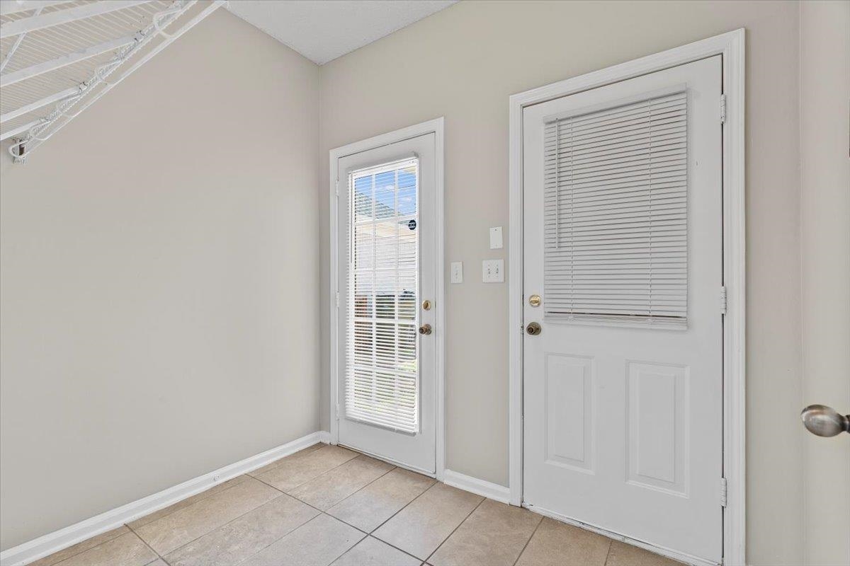 9122 E CINDERHILL CV