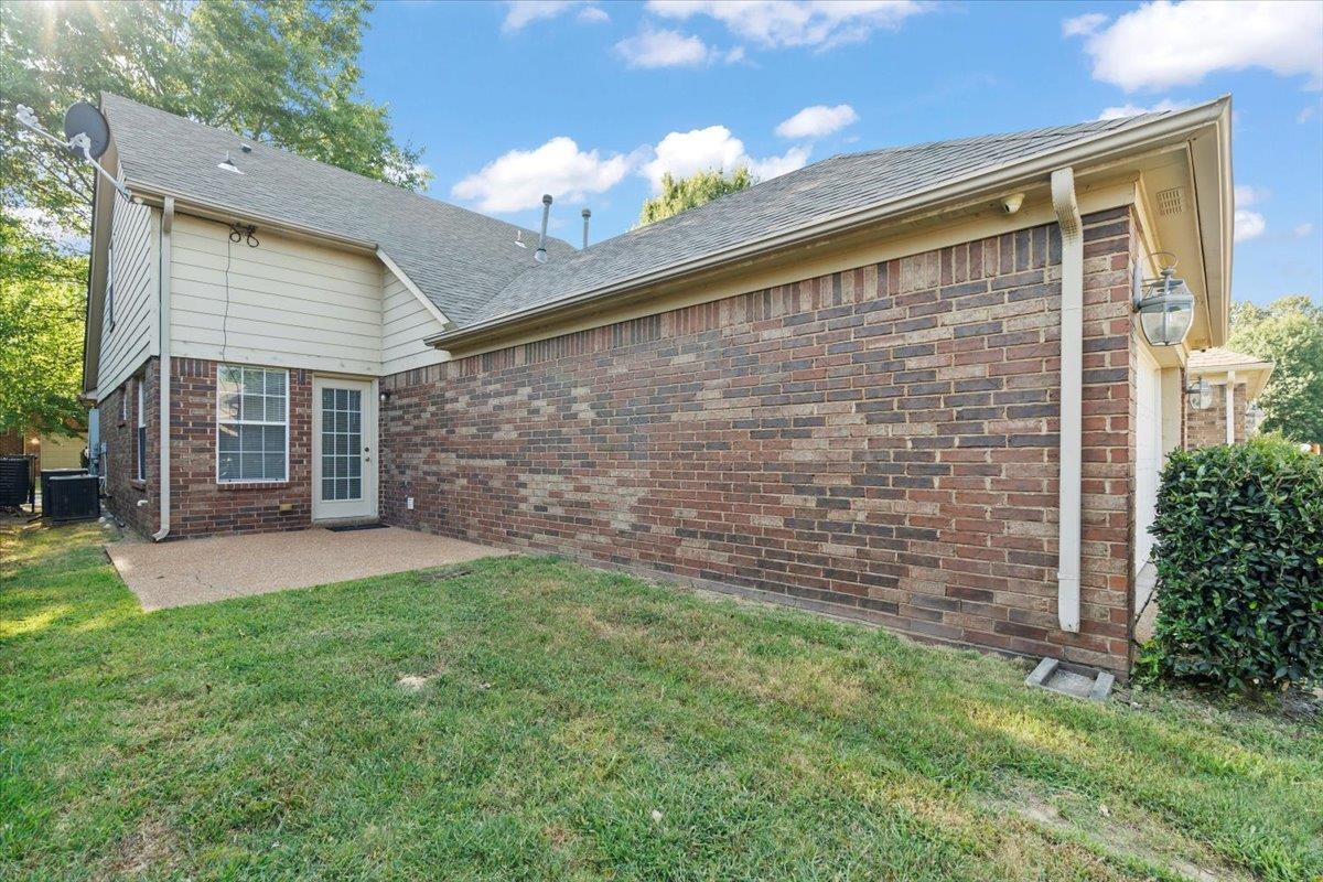 2392 GARDENBROOK DR