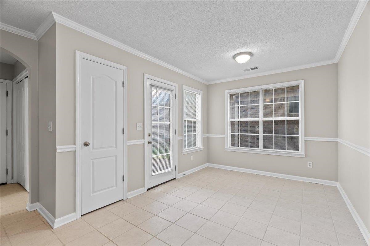 2392 GARDENBROOK DR