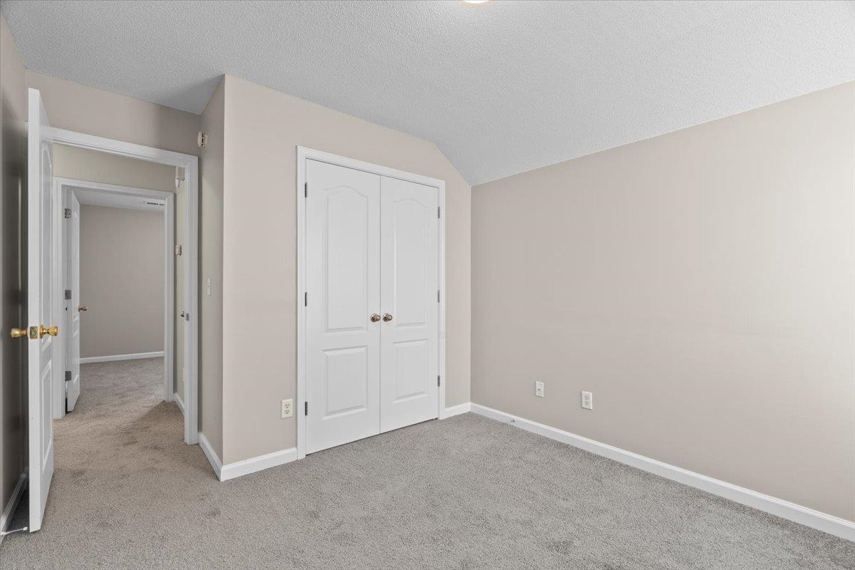 2392 GARDENBROOK DR