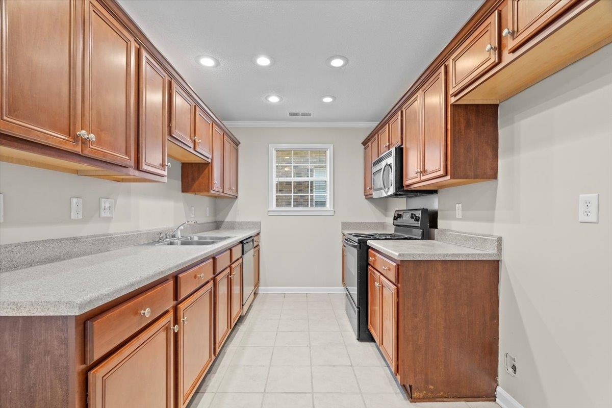 2392 GARDENBROOK DR