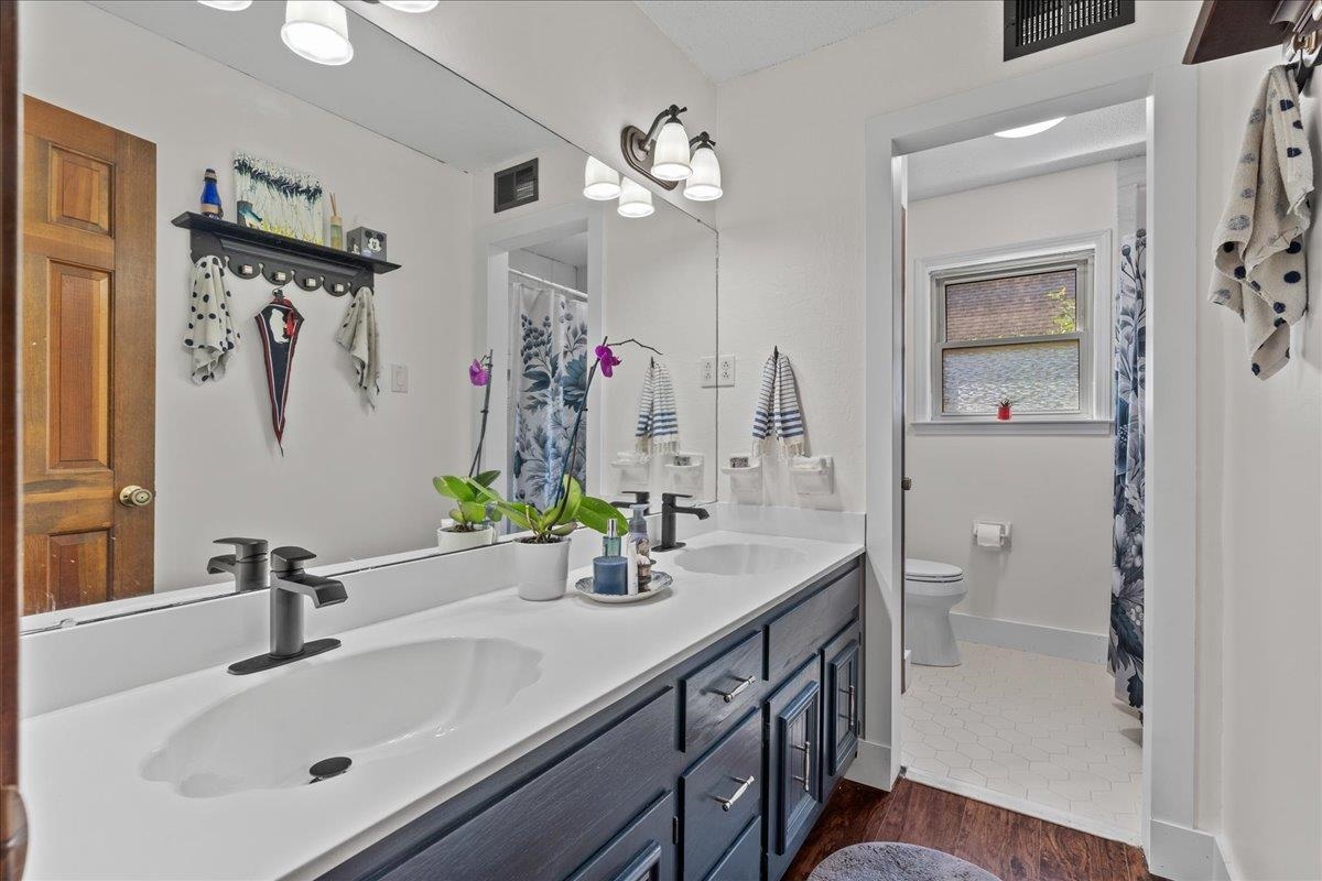 2756 ROCKCREEK PKY