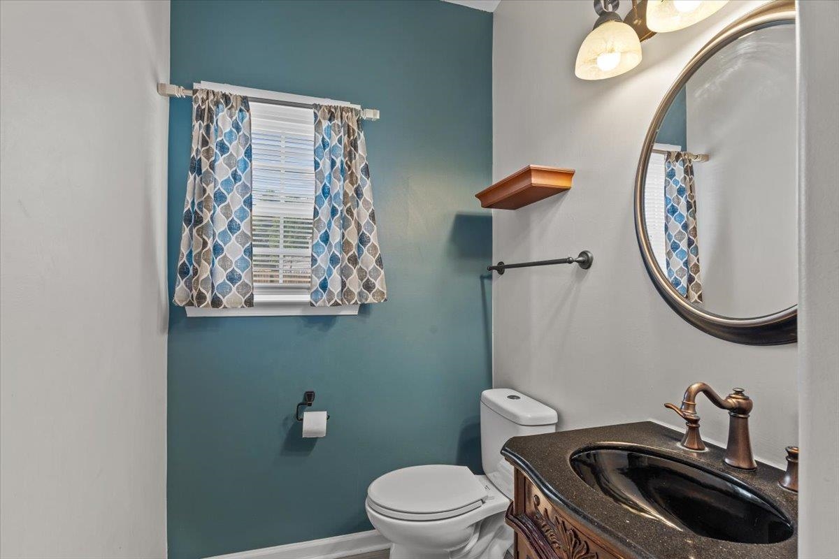 8051 LAUREL TREE CV