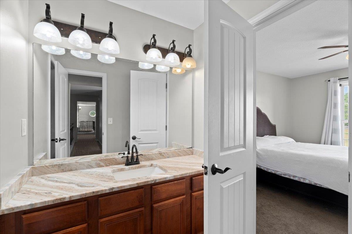8051 LAUREL TREE CV