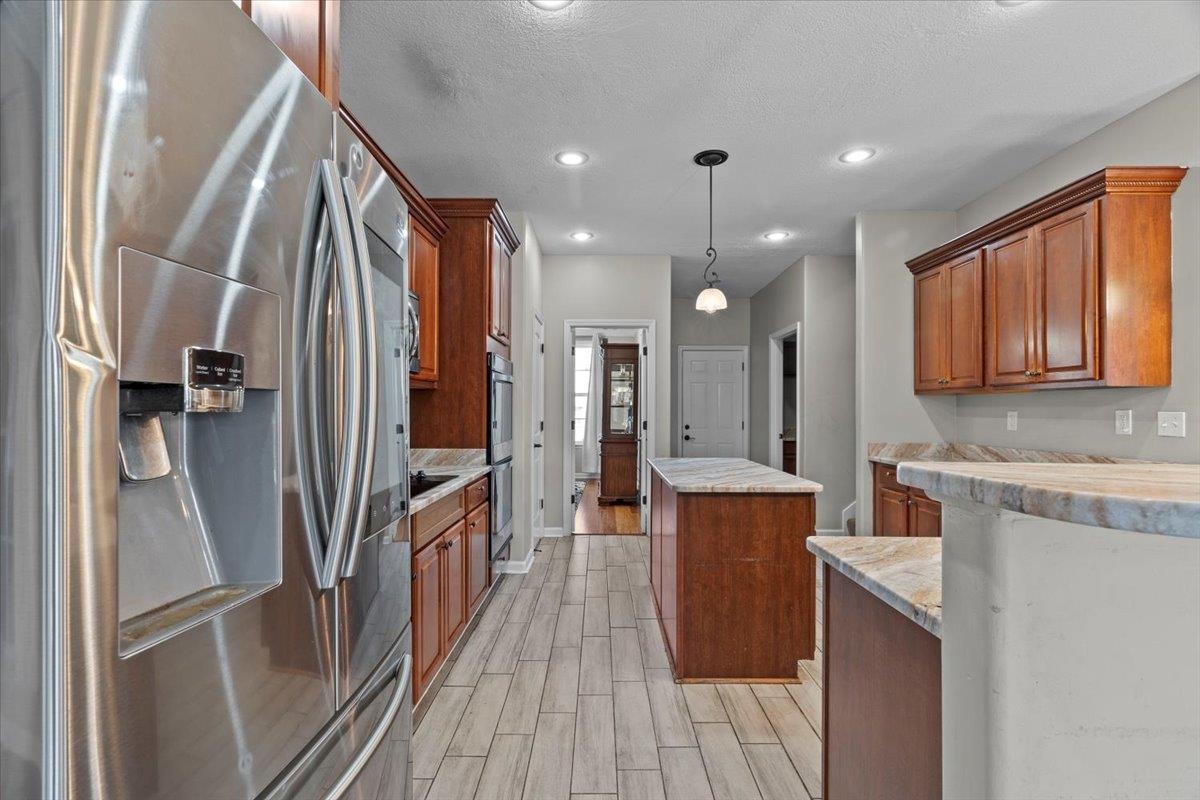8051 LAUREL TREE CV