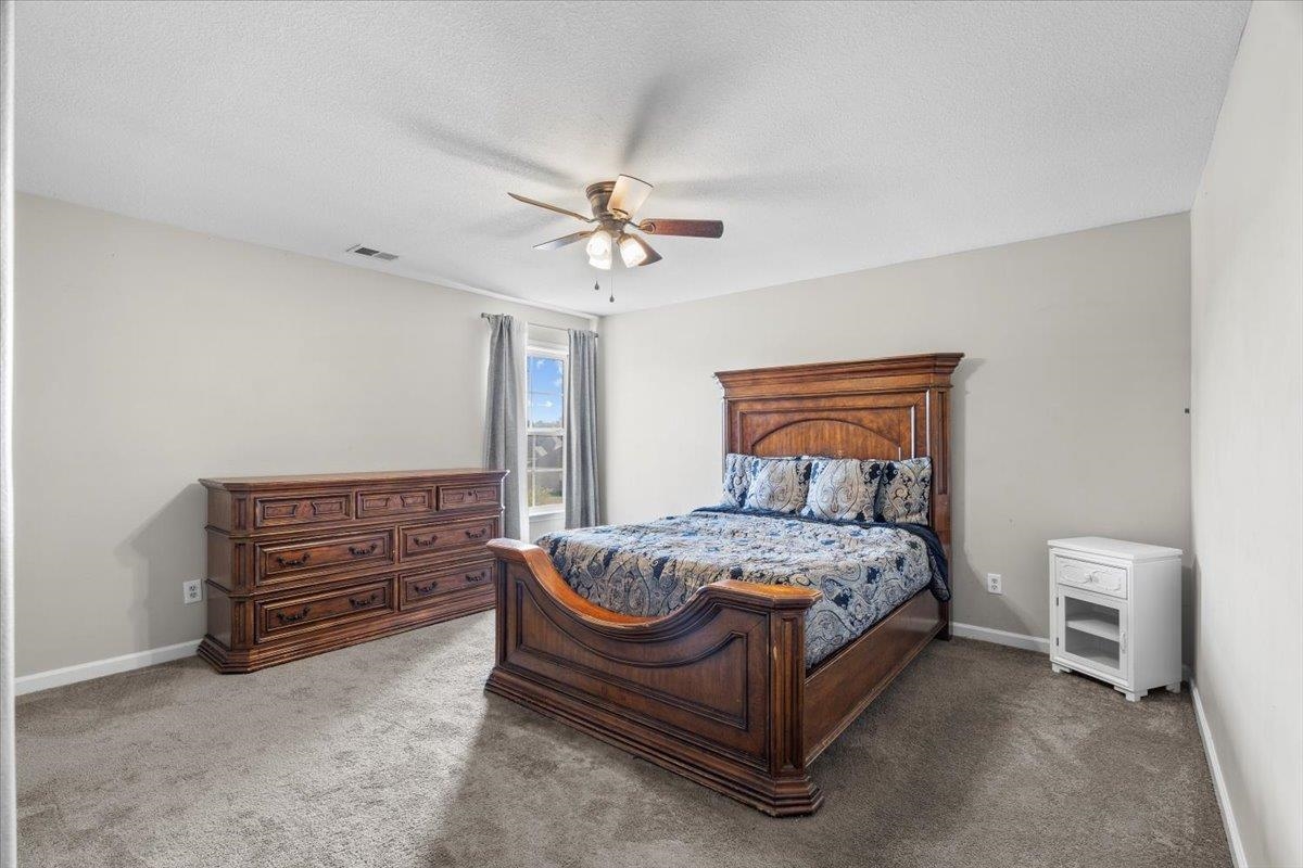 8051 LAUREL TREE CV