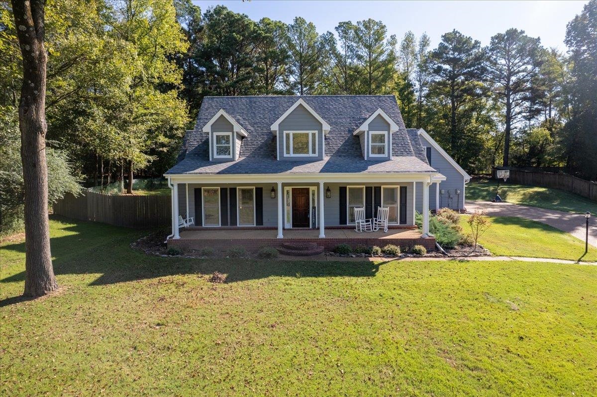 4084 REBEKAH DR
