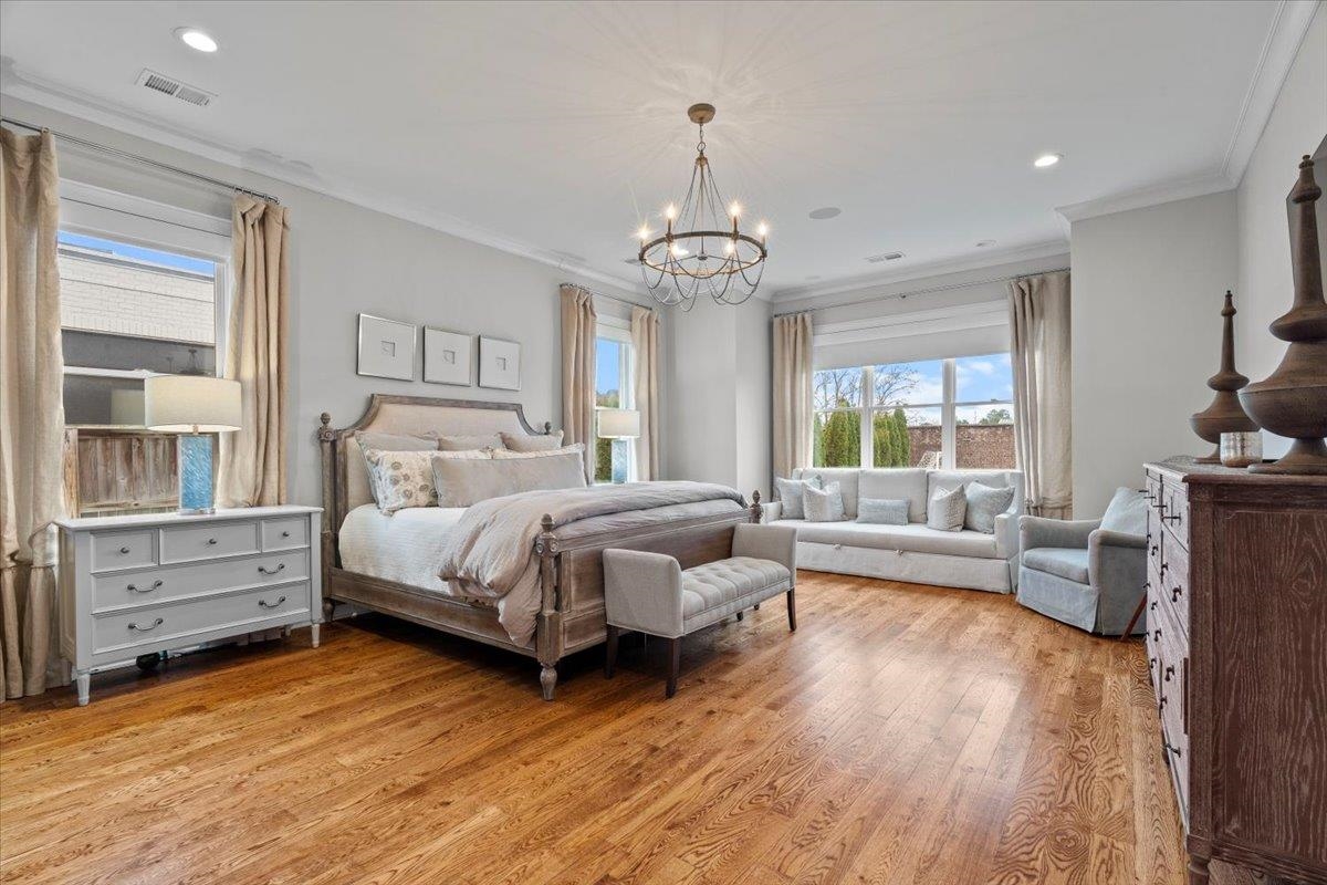 3197 CHAPEL WOODS CV