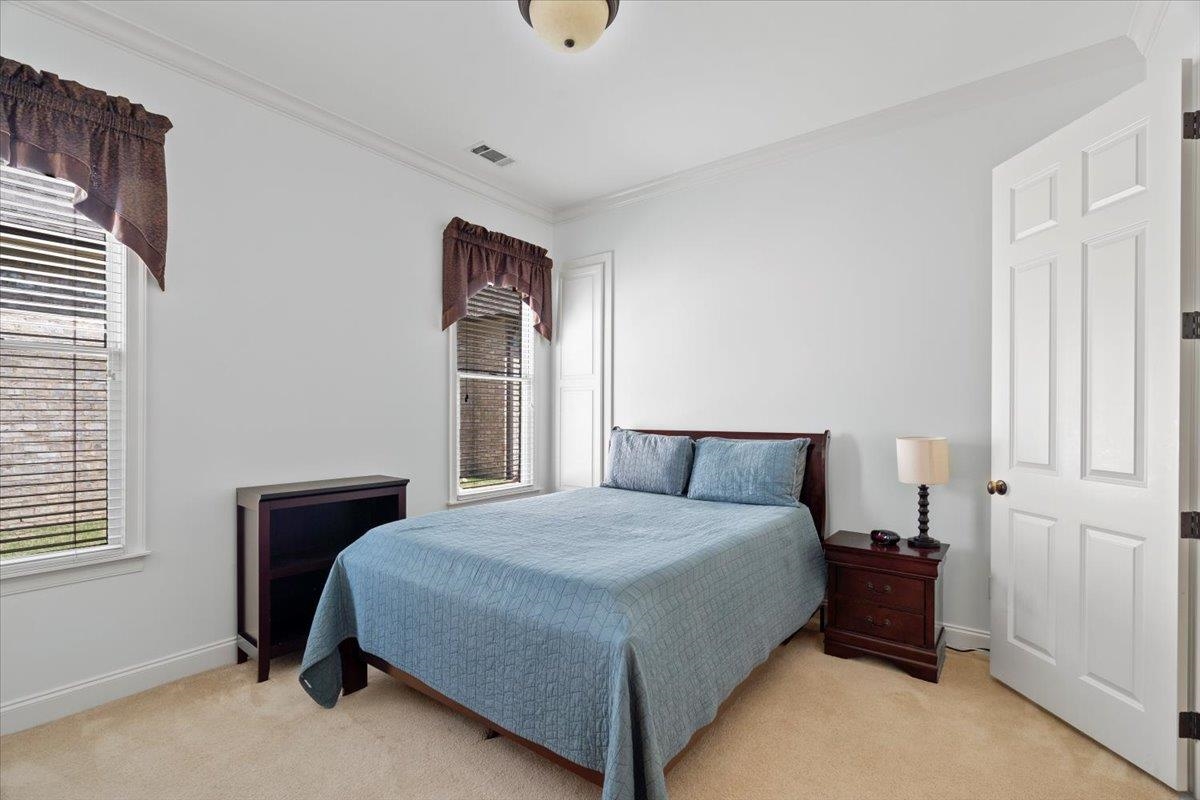 9248 LIGGON GREEN LN